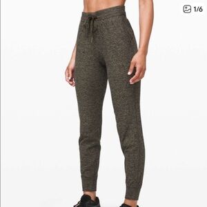 Ready to Rulu joggers